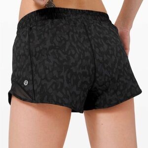 Lululemon hotty hot shorts